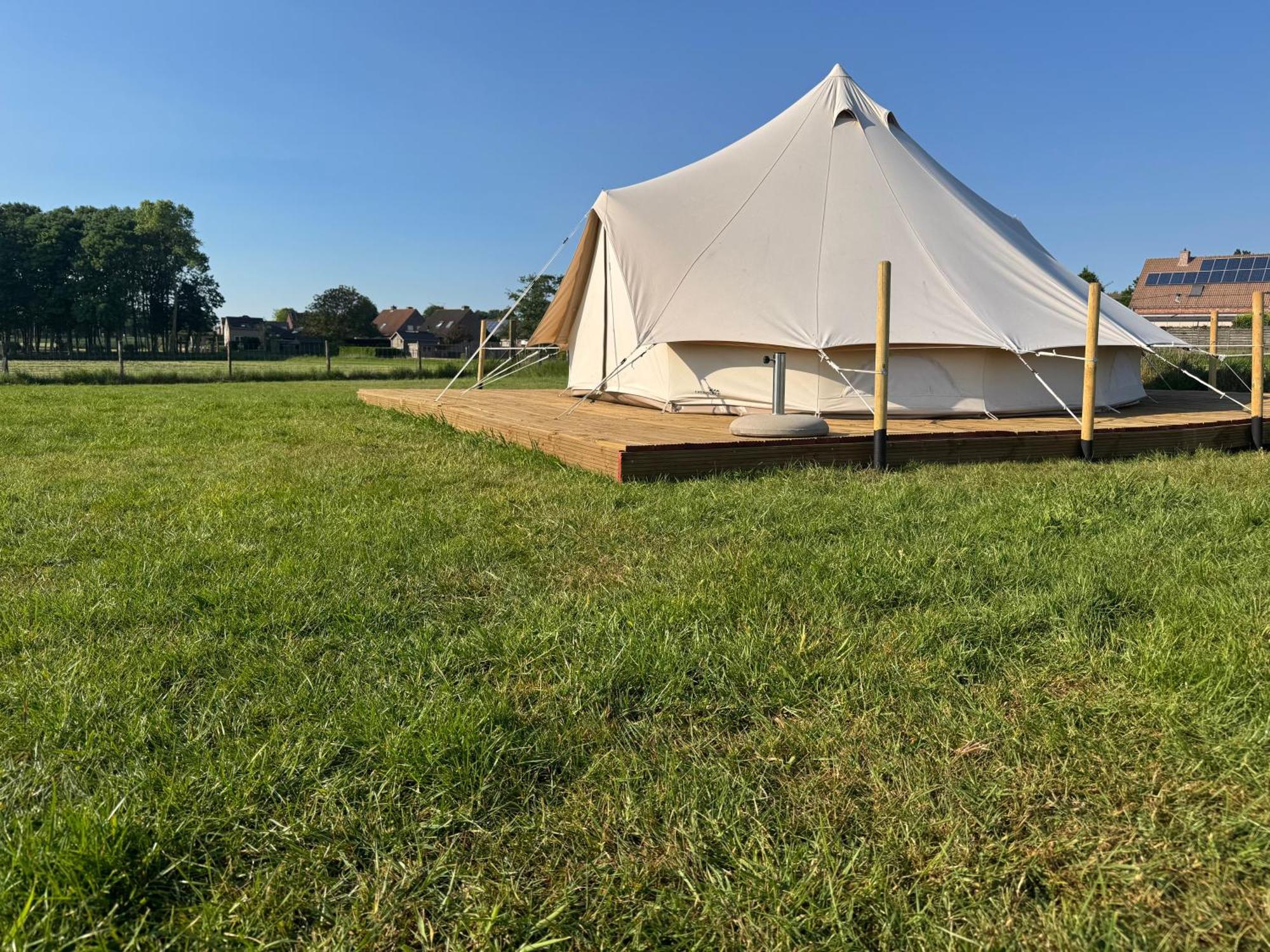 Camp Mangoeste เซเดลเคม ภายนอก รูปภาพ
